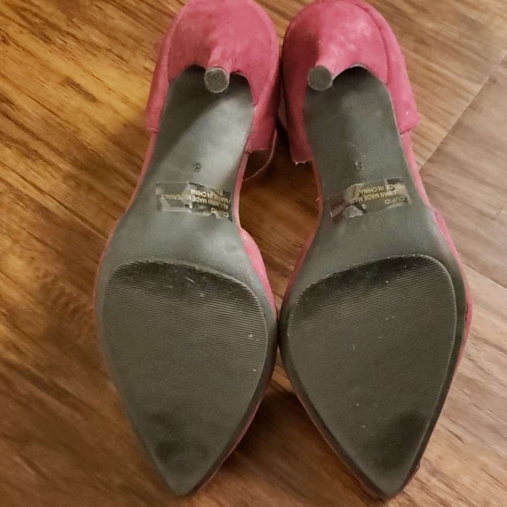Heels - Picture 5 of 5